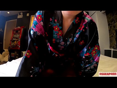 ❤️ A una jove cosplay li encanta el sexe fins a l'orgasme amb un squirt en una geneta i una mamada. Noia asiàtica de cony pelut i belles tetes amb vestit tradicional japonès en un vídeo amateur que mostra la masturbació amb joguines de merda. Sakura 3 OSAKAPORN. ❤ Porno a nosaltres