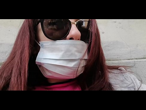 ❤️ Nicoletta es venja del seu veí i fa pipí al seu garatge (Quarentena italiana especial Covid19) ❤ Porno a nosaltres