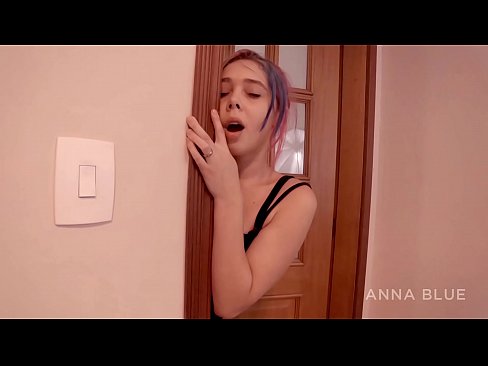 ❤️ Vaig tornar al meu germà. Vaig tenir sexe amb la seva xicota. retorn de lesbianes. ❤ Porno a nosaltres